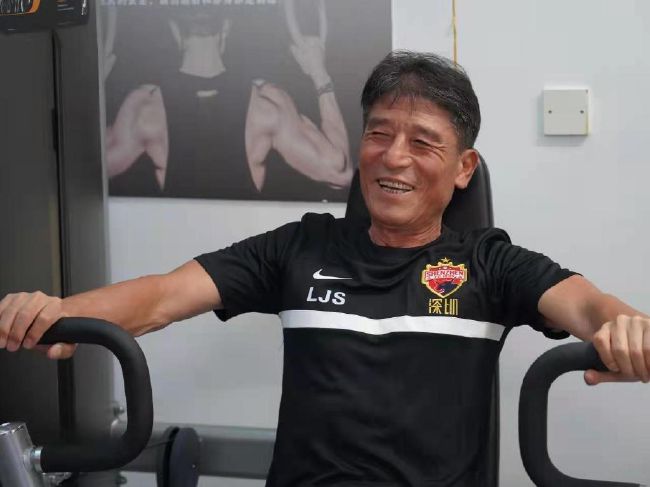 黄视频免费在线观看